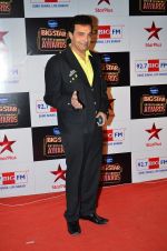 Dheeraj Kumar at Big Star Entertainment Awards Red Carpet in Mumbai on 18th Dec 2014